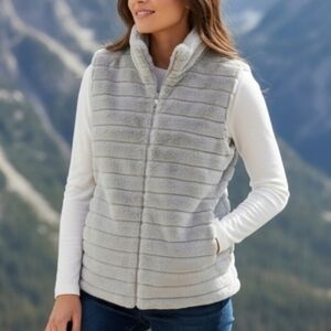 KATYDID | SUPER SOFT FAUX FUR MOCK NECK VEST